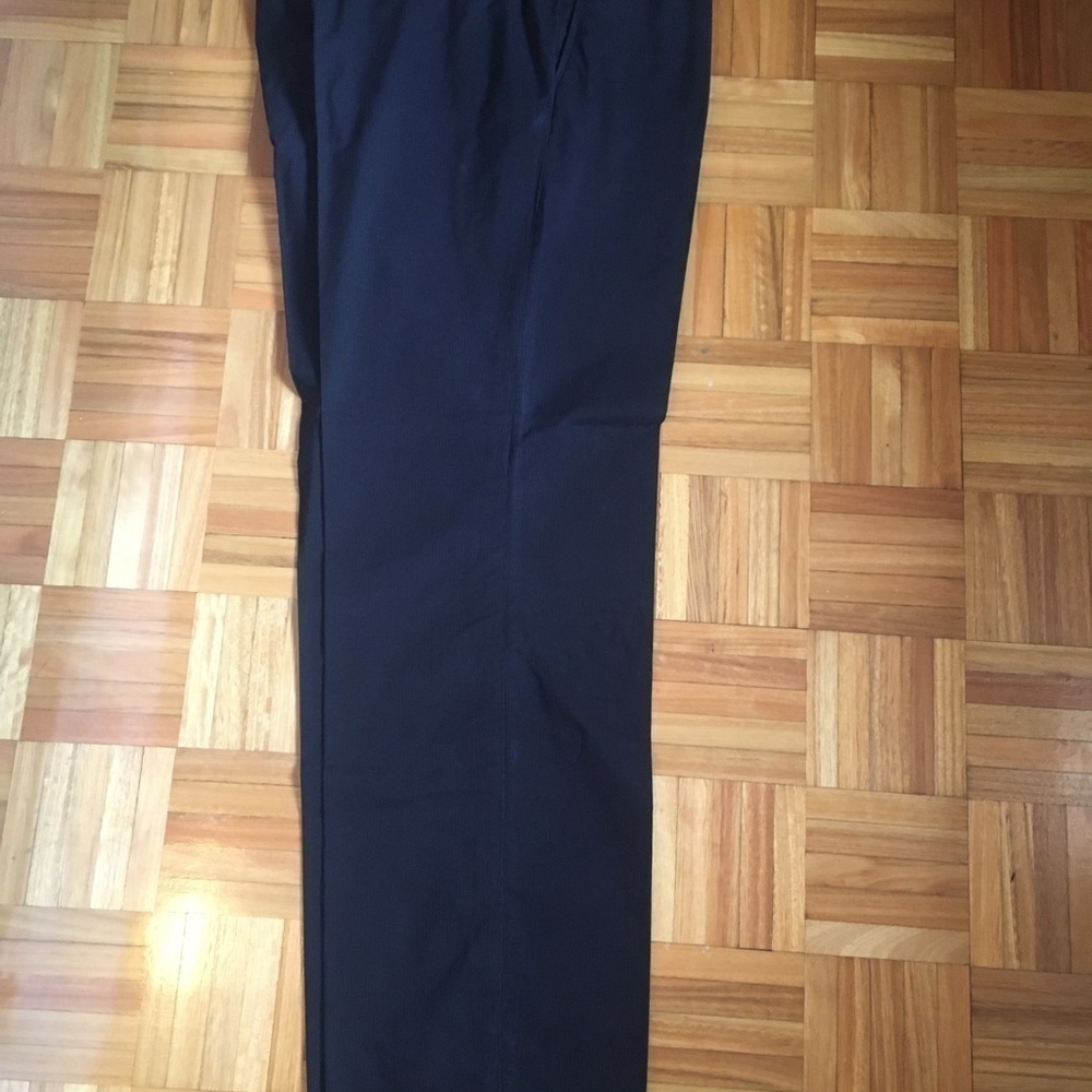 3/15$ Hugo boss pants​​ - Picture 3 of 7